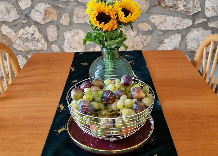 Paula - By The Sea 米利尼